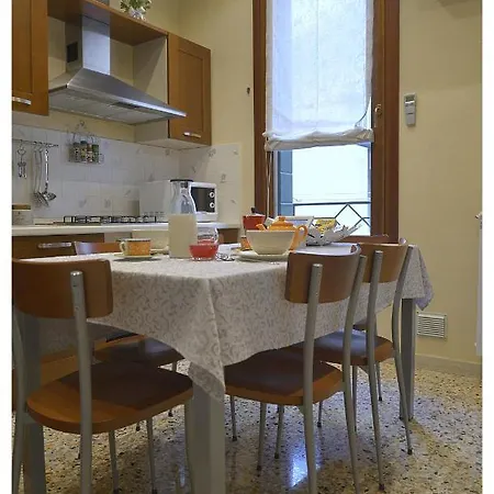 Domus Dea Apartamento *